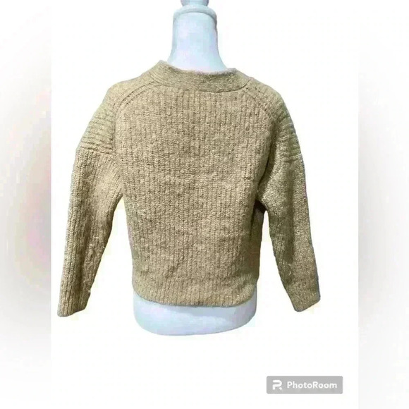 Hardly used Madewell sweater. - Picture 2 of 3